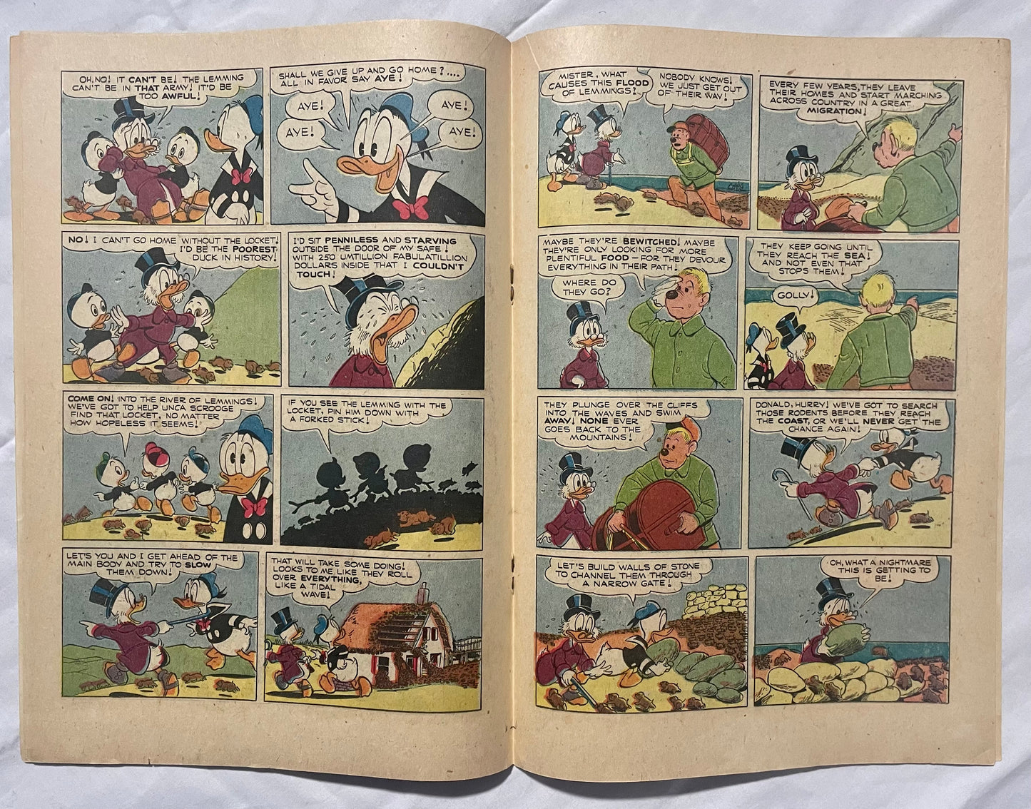 Dell Comics Walt Disney's Uncle Scrooge No. 9