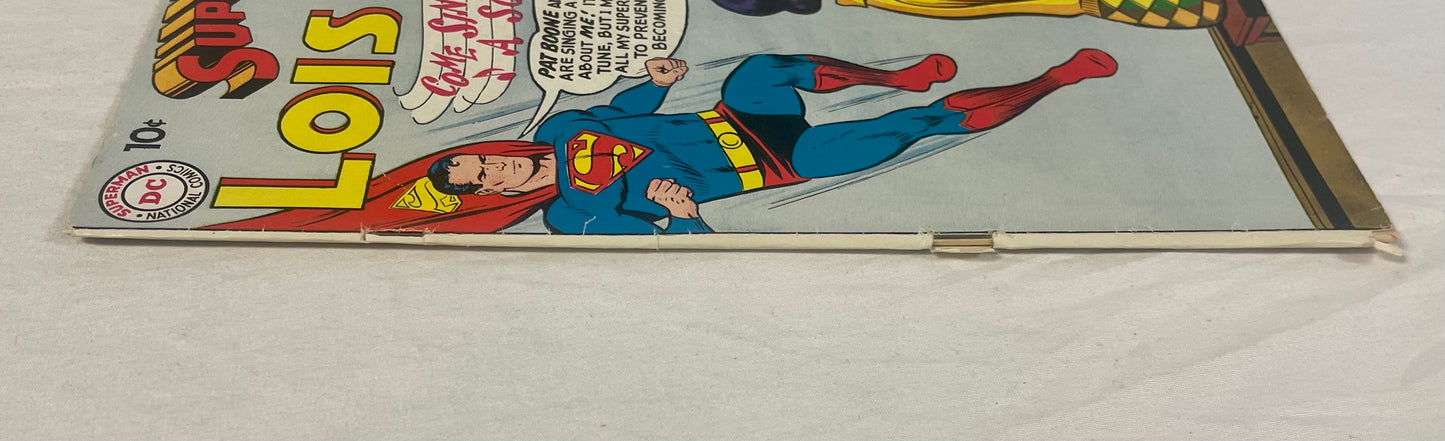 DC Comics Supermans's Girl Friend Lois Lane No. 9