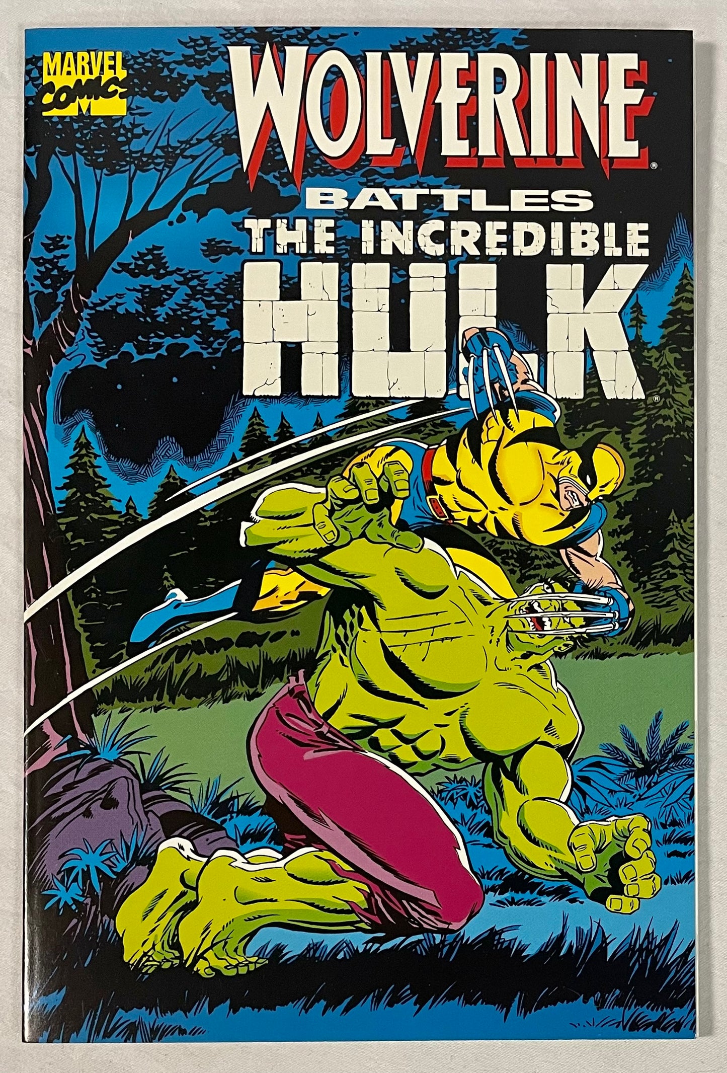 Marvel Comics Wolverine Battles The Incredible Hulk